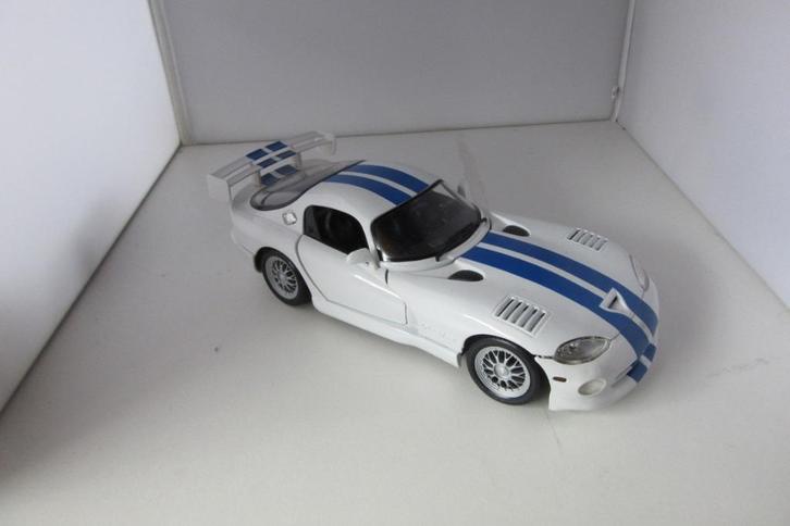 Dodge Viper GTSR Coupe 1;18, Hobby en Vrije tijd, Modelauto's | 1:18, Zo goed als nieuw, Auto, Bburago, Ophalen of Verzenden