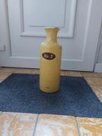 Vaas - Gele vaas met nummer 1, Gebruikt, 50 tot 75 cm, Geel, Aardewerk of Porselein