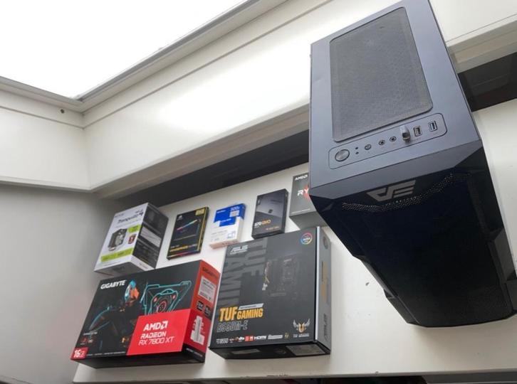 Gaming PC, Computers en Software, Desktop Pc's, Gebruikt, 4 Ghz of meer, HDD, SSD, 16 GB, Met videokaart, Gaming, Virtual Reality