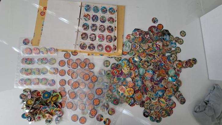 Flippos partij, Verzamelen, Flippo's, Overige typen, Adventure, Flying, Mega, Olympic, Spiek, Strip, Techno, Time, World, Ophalen of Verzenden