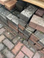 Gratis afhalen: bakstenen, Tuin en Terras, Tegels en Klinkers, Ophalen, Gebruikt, Beton, Klinkers