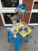 Afkortzaag en zaagtafel te koop, Doe-het-zelf en Verbouw, Ophalen of Verzenden, Zo goed als nieuw, Afkortzaag, 30 tot 70 mm