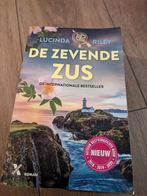 Lucinda Riley - De zevende zus, Boeken, Literatuur, Zo goed als nieuw, Ophalen of Verzenden