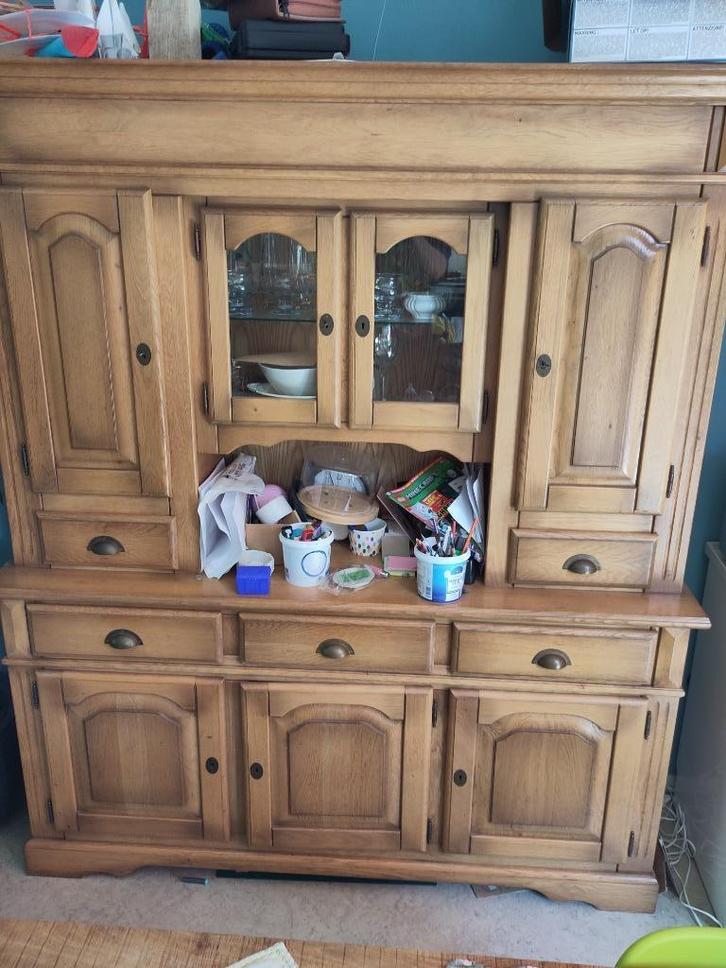 Gratis af te halen servieskast., Huis en Inrichting, Kasten | Buffetkasten, Gebruikt, 150 tot 200 cm, 150 tot 200 cm, 25 tot 50 cm