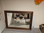 Mooie donker (teak?) houten spiegel, Huis en Inrichting, Woonaccessoires | Spiegels, Ophalen, Zo goed als nieuw, 100 tot 125 cm