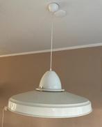 Industriële wit metaal hanglamp diam. 70cm, Huis en Inrichting, Lampen | Hanglampen, Ophalen, Gebruikt, Metaal, 75 cm of meer