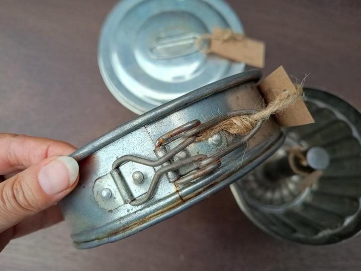Poffert compleet en oude poffert zonder deksel en springvorm, Antiek en Kunst, Curiosa en Brocante, Ophalen of Verzenden