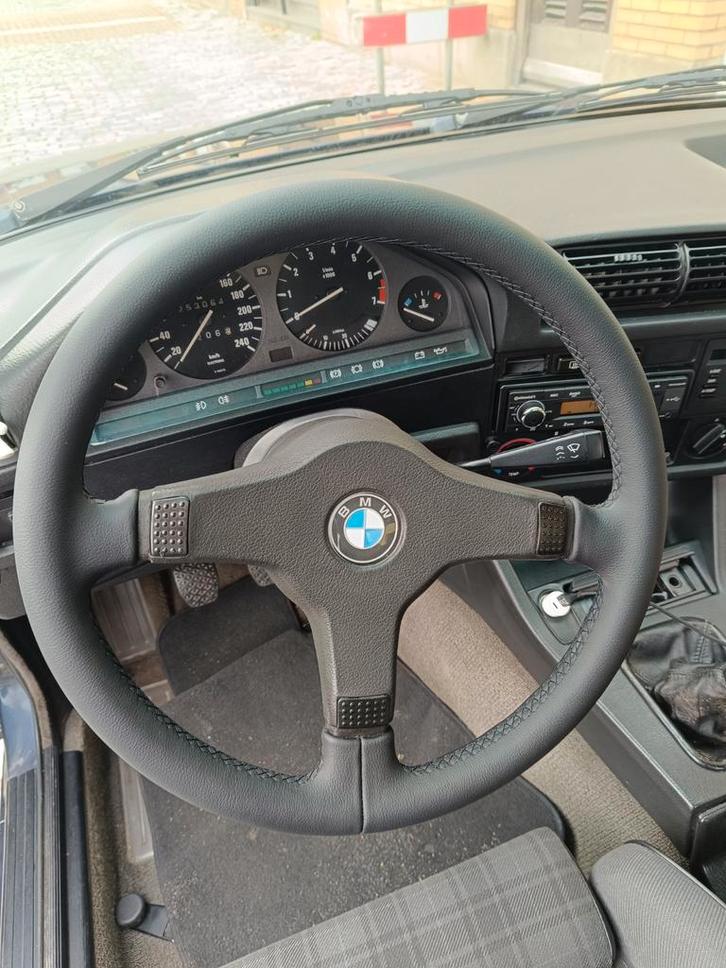 inruil bmw e30 mtech1 mtech stuur stuurwiel nieuw leder, Auto-onderdelen, Besturing, BMW, Nieuw, Ophalen of Verzenden