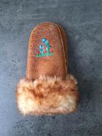 Mooie dameswanten met borduursel en schapenwol, Kleding | Dames, Mutsen, Sjaals en Handschoenen, Maat 38/40 (M), Nieuw, Ophalen of Verzenden