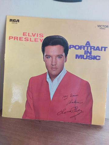 LP Elvis Presley A Portrait In Music Gedrukte handtekening