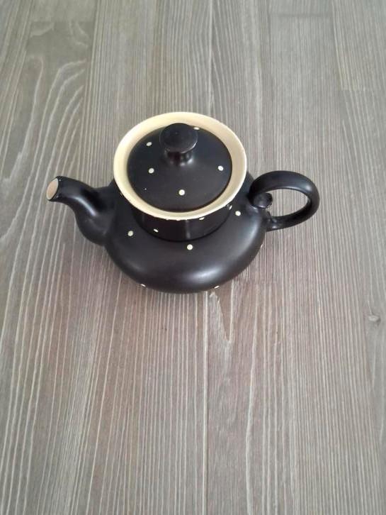 Vintage theepot Zwart & Wit, Antiek en Kunst, Antiek | Keukenbenodigdheden, Ophalen of Verzenden