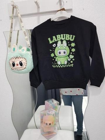 Nieuwe labubu tas knuffel en truitje beschikbaar voor biedingen