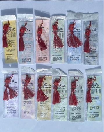 set 12 leuke hangers met de Chinese sterrenbeelden beschikbaar voor biedingen