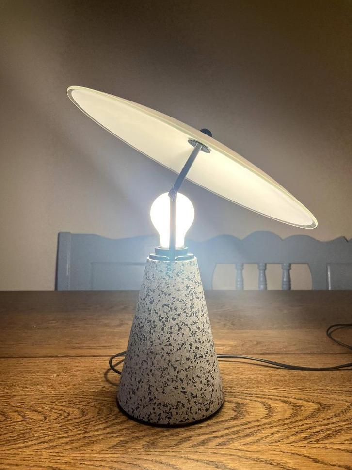 Zeldzame IKEA EON Terrazzo Lamp 1993 – Retro Vintage Design, Huis en Inrichting, Lampen | Tafellampen, Gebruikt, Minder dan 50 cm