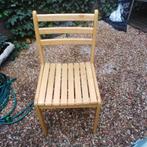 2 stevige stoelen van gelakt hout, Twee, Gebruikt, Bruin, Hout