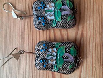 Oude Chinese oorbellen!!! beschikbaar voor biedingen