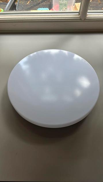 Plafondlamp plafonniere nieuwstaat beschikbaar voor biedingen