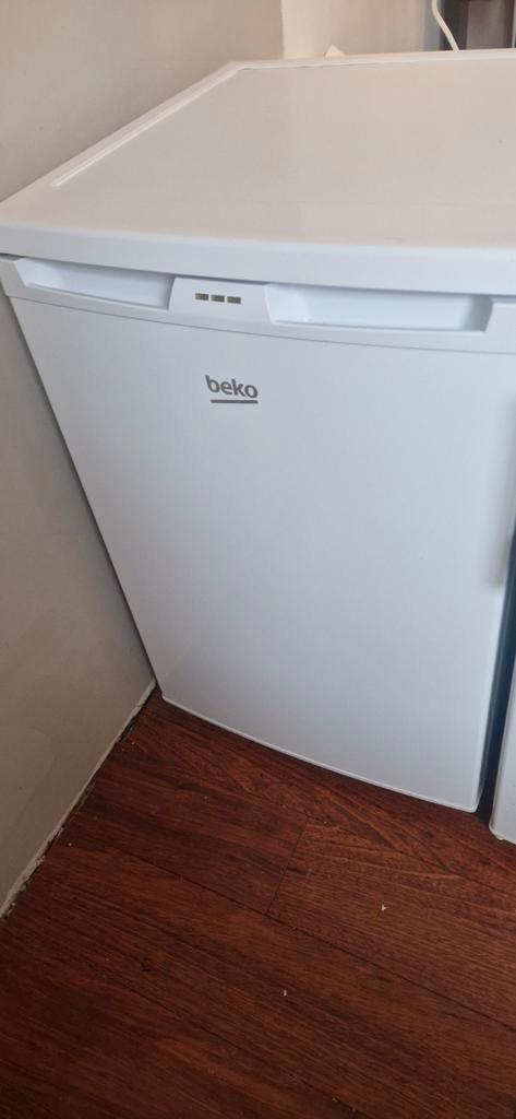 Tafelmodel Vriezer Beko - Compact & Handig!, Witgoed en Apparatuur, Vriezers en Diepvrieskisten, Gebruikt, Vrijstaand, Vrieskast