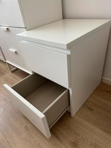 Ikea Malm Nachtkastje - afbeelding 2