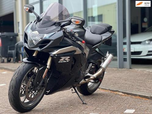 Suzuki Sport GSX R 1000 | Nieuwe model | BOS dubbel uitlaat, Motoren, Motoren | Suzuki, Bedrijf, Sport, meer dan 35 kW, 4 cilinders