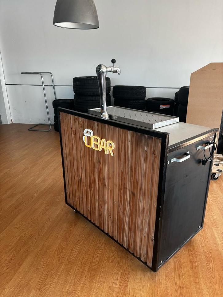 Biertap huren, Hobby en Vrije tijd, Feestartikelen | Verhuur, Nieuw, Verjaardag, Ophalen