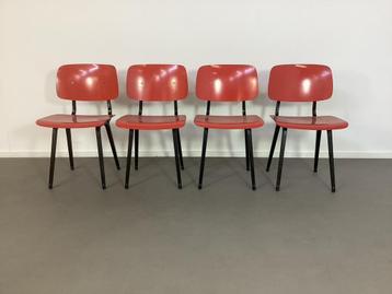 4x Friso Kramer Red Revolt Stoelen Ahrend de Cirkel 1963 beschikbaar voor biedingen