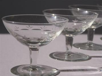 4x geslepen coupe likeur helder glas olijf blad handgemaakt beschikbaar voor biedingen
