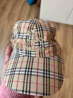 Originele Burberry pet, Kleding | Dames, Ophalen of Verzenden, Zo goed als nieuw, One size fits all