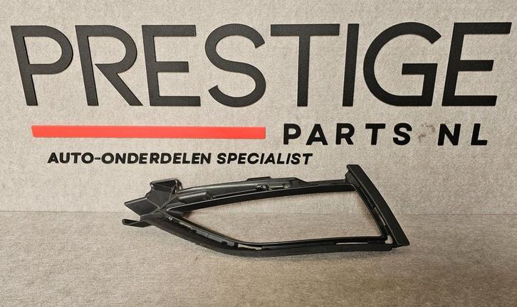 GOLF 7 7.5 FACELIFT Mistlamp Rooster Inleg 5G0853211H LINKS, Auto-onderdelen, Carrosserie en Plaatwerk, Bumper, Voor, Gebruikt