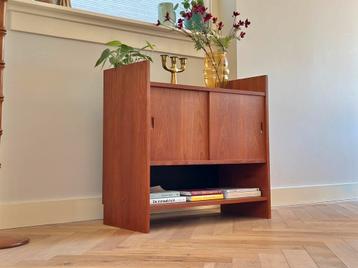 Vintage wandkast teak hout Poul Cadovius KLM jaren 50/60/70 beschikbaar voor biedingen