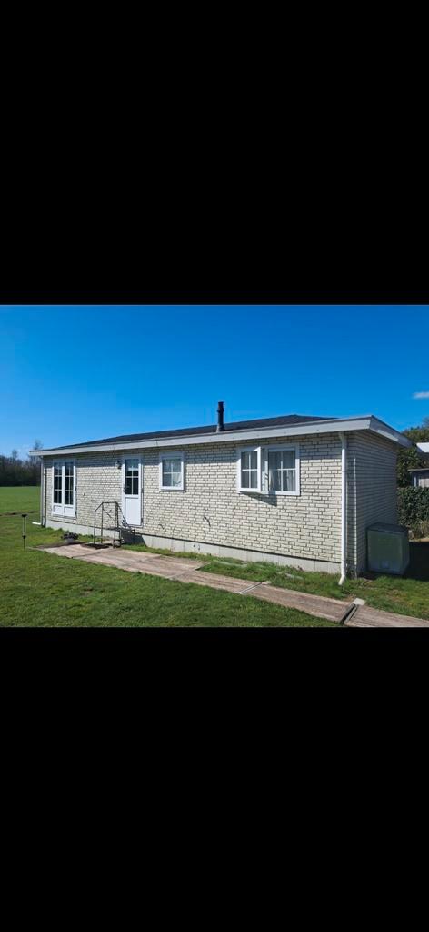 Mooi Stacaravan / Chalet woonunit woonklaar met inrichting, Caravans en Kamperen, Stacaravans, tot en met 4, Ophalen of Verzenden