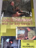 Joh.G.Veenhof,wie is hij toch?...Rik Valkenburg, Boeken, Oorlog en Militair, Ophalen of Verzenden, Tweede Wereldoorlog, Gelezen