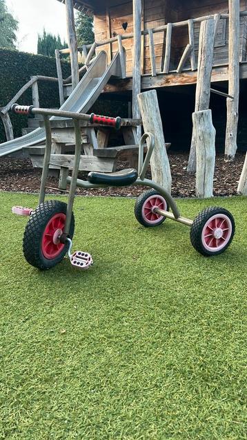 Driewieler beschikbaar voor biedingen