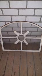 2 gietijzeren raampjes, Ophalen, Gebruikt, Minder dan 80 cm, Minder dan 80 cm