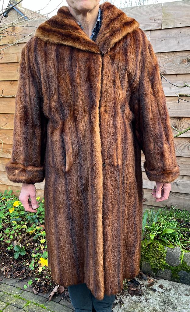 Bontjas en stola, Ophalen of Verzenden, Zo goed als nieuw, Maat 42/44 (L), Bruin