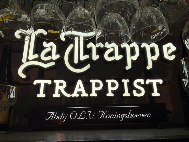 La Trappe Neon Lichtreclame - Exclusief!, Verzamelen, Merken en Reclamevoorwerpen, Zo goed als nieuw, Lichtbak of (neon) lamp