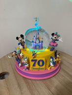 Disney Mickey Mouse and Friends Snow Globe 70th anniversary, Ophalen of Verzenden, Mickey Mouse, Nieuw, Beeldje of Figuurtje