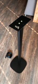 Mooie zwarte standaard voor de Sonos Era 300, Muziek en Instrumenten, Standaards, Ophalen of Verzenden, Zo goed als nieuw, Muziekstandaard