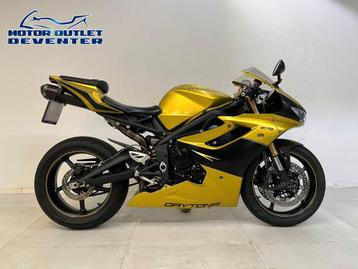 TRIUMPH DAYTONA 675 (bj 2012) beschikbaar voor biedingen