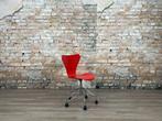Fritz Hansen Vlinder rood bij TheReSales