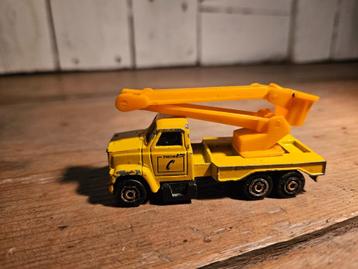Majoretti GMC Brigadier Bucket Truck beschikbaar voor biedingen