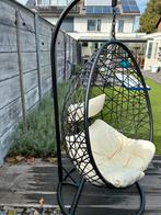 Zeer nette zwarte hangstoel type Egg, Tuin en Terras, Ophalen of Verzenden, Zo goed als nieuw