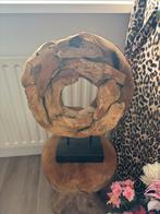 Teak/ hout ornament op standaard, Huis en Inrichting, Ophalen, Zo goed als nieuw