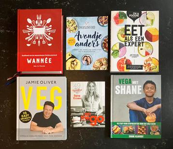 6 kookboeken beschikbaar voor biedingen
