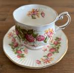 Queens vintage kop & schotel Wild Flowers – Engels porselein, Ophalen of Verzenden, Zo goed als nieuw, Porselein, Kop en/of schotel