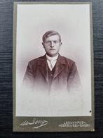 CDV man Atelier De Jong Leeuwarden Heerenveen Sneek, Gebruikt, Foto, Klederdracht, Ophalen of Verzenden