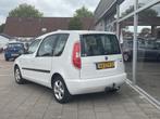 Skoda Roomster 1.2 TDI Greenline /Airco/Cruise/Trekhaak/Dist, Auto's, Skoda, Voorwielaandrijving, Euro 5, Stof, Gebruikt