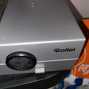 Diaprojector ' Rollei'  beschikbaar voor biedingen