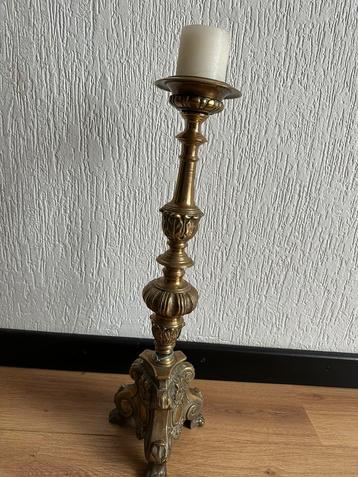 Geelkoperen kandelaar 62cm hoog beschikbaar voor biedingen