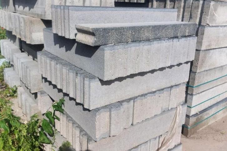 Nieuwe opsluitbanden 10x20x100cm gewassen deklaag zwart, Tuin en Terras, Bielzen en Borders, Nieuw, Biels, Beton, Minder dan 25 cm